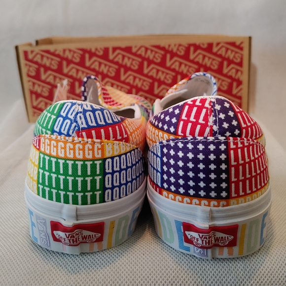 Vans Pride Sip-Ons M- 10.5 / W- 12 - Picture 4 of 10